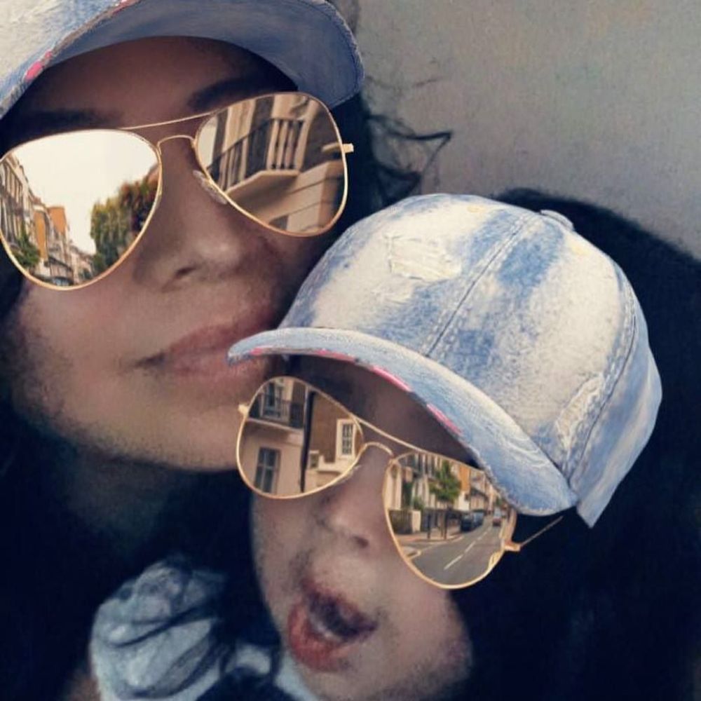 Meet your Posher, Ray